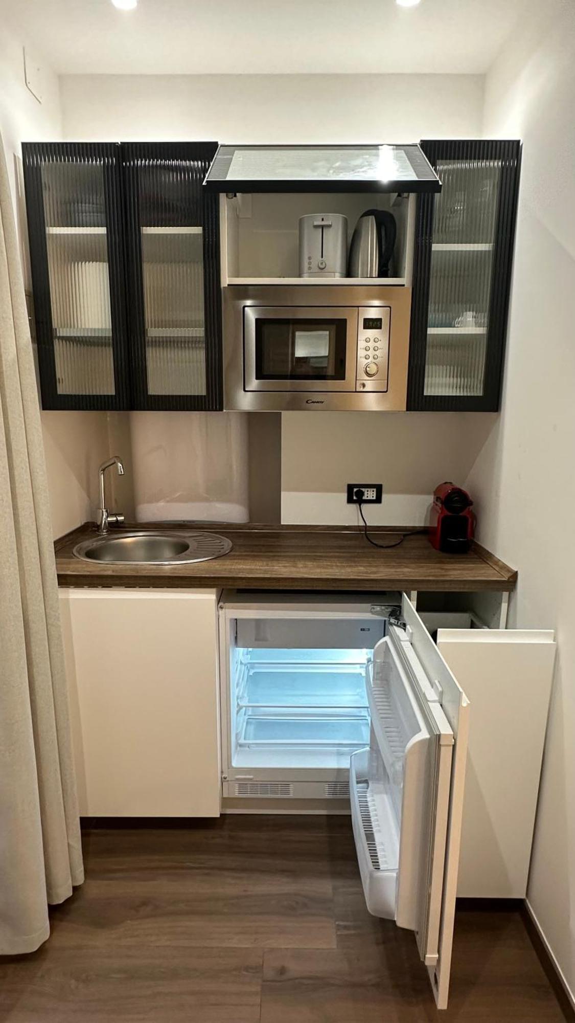 Colosseo Design Apartament Рим Екстериор снимка