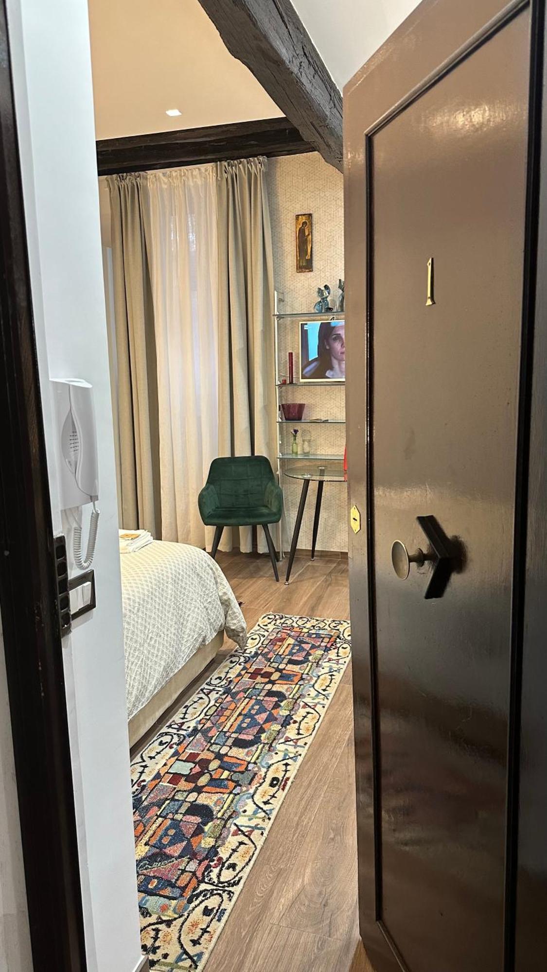 Colosseo Design Apartament Рим Екстериор снимка